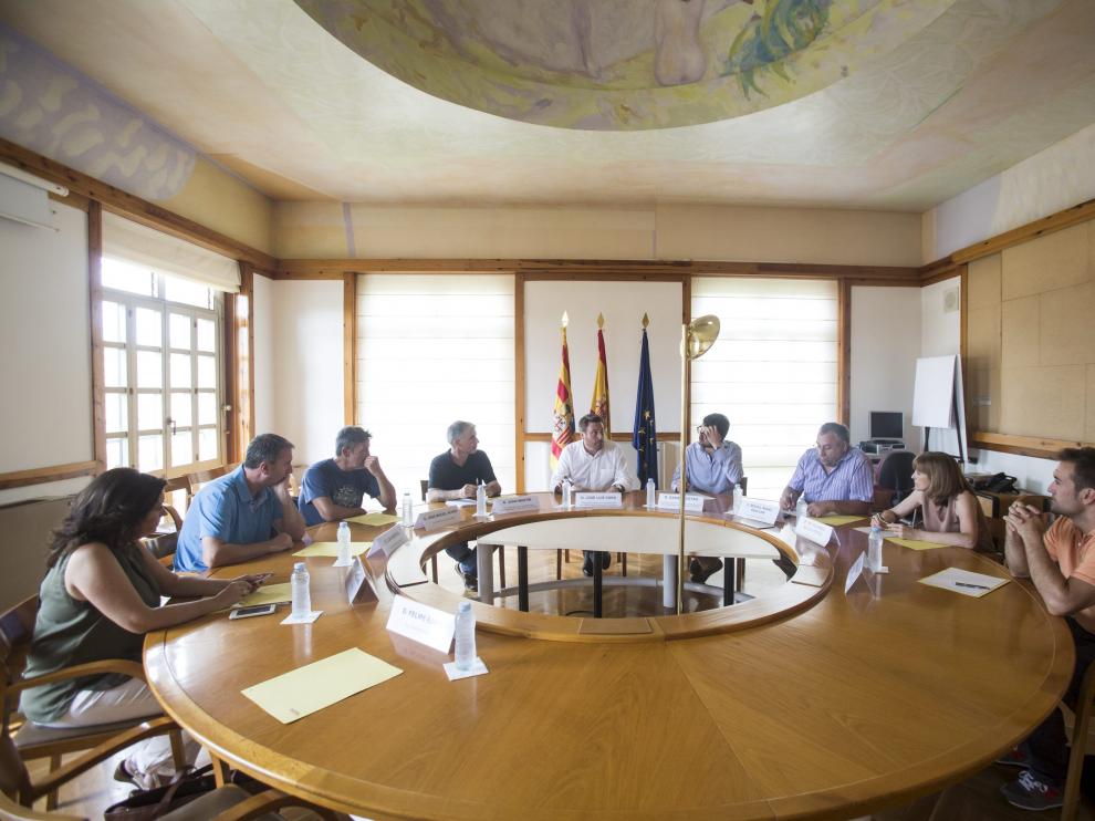 José Luis Soro en la reunión con los alcaldes de los pueblos que piden el desdoblamiento de la N-232.