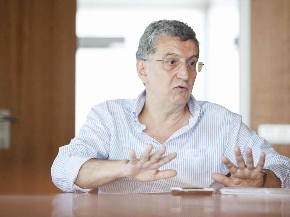 El consejero de Sanidad del Gobierno de Aragón, Sebastián Celaya.