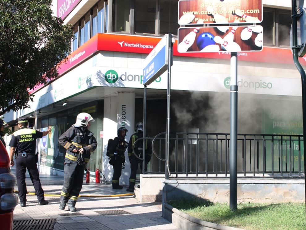 Incendio en la Plaza Salamero de Zaragoza.