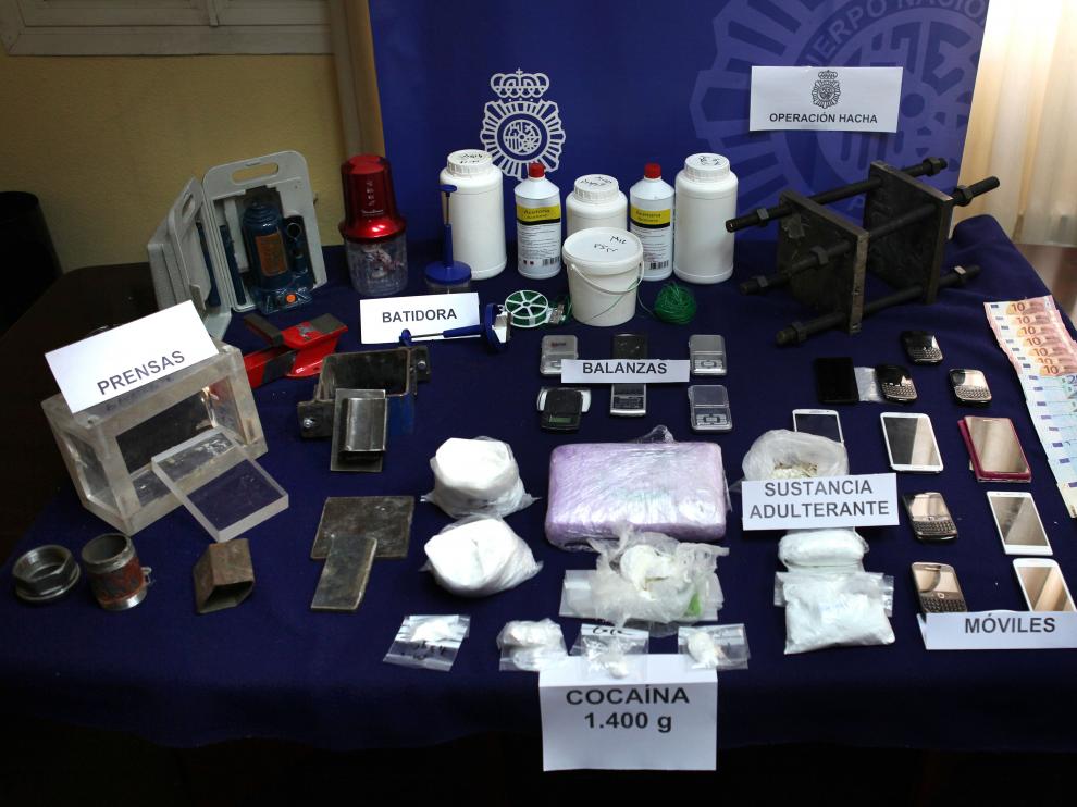 La banda contaba con todo tipo de material para tratar la cocaína