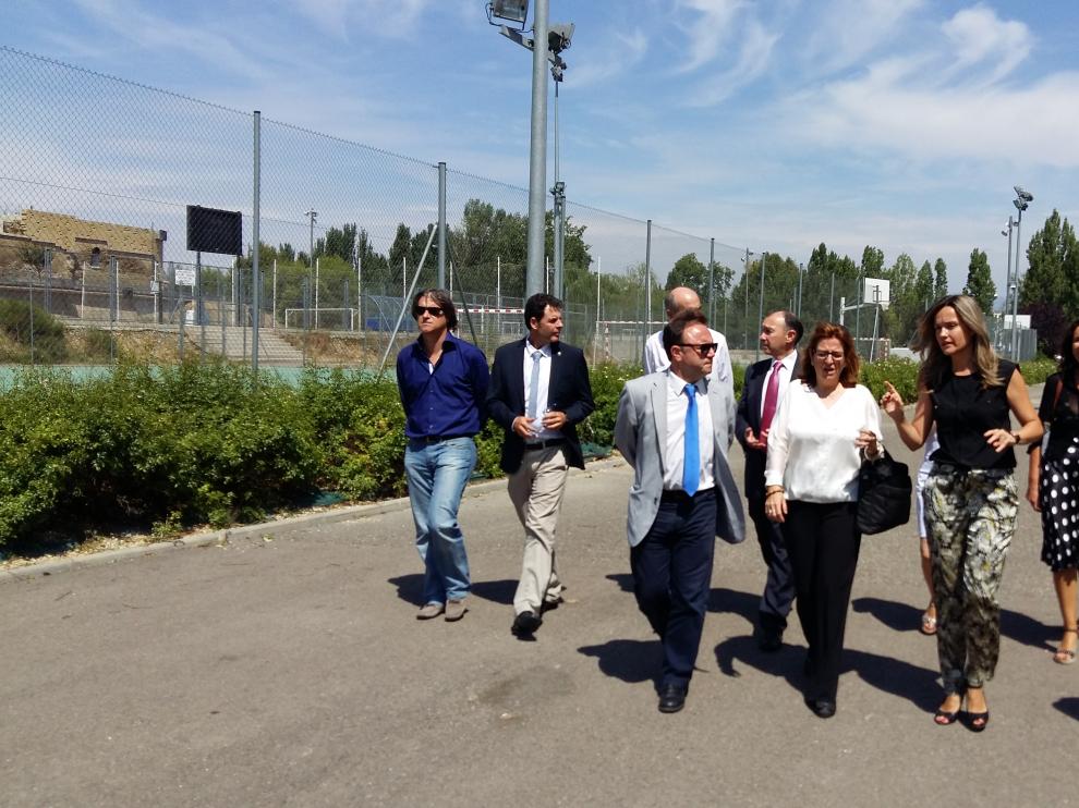Alegría ha visitado el campus oscense