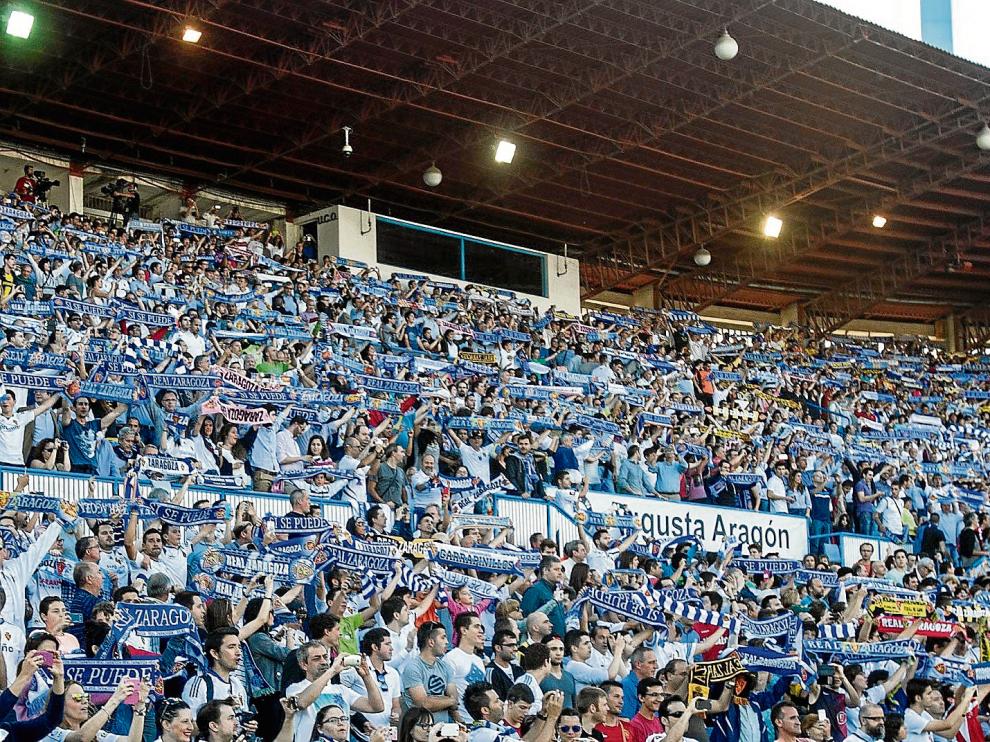 El Real Zaragoza suprime los pases de favor para el acceso a La Romareda | Noticias del Real Zaragoza en Heraldo.es