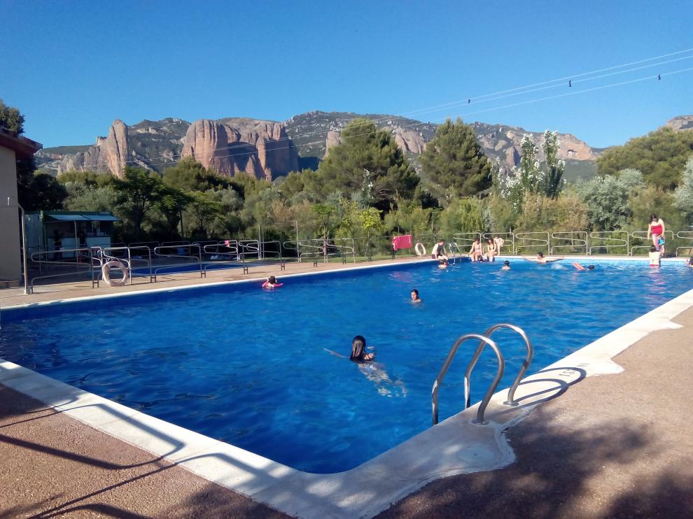 Piscina municipal de Murillo de Gállego