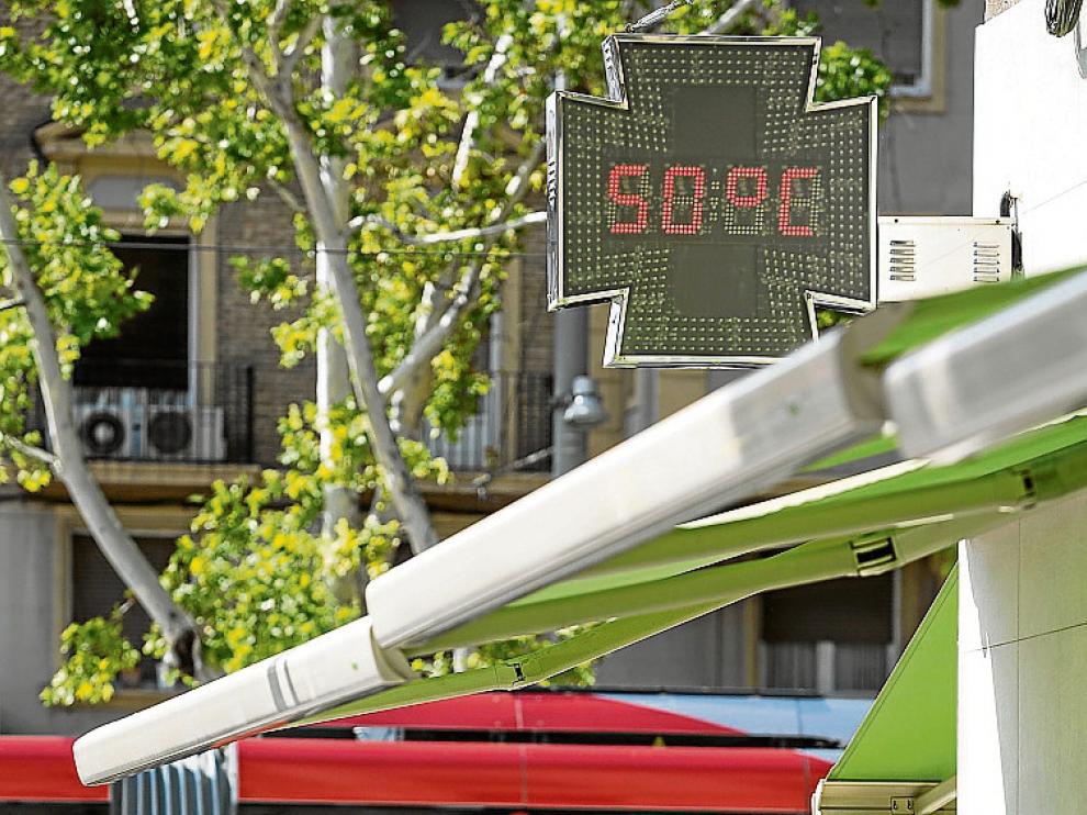 El intenso calor se notó también en los termómetros.