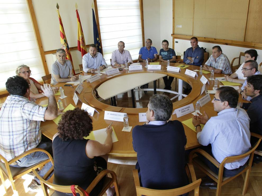 Reunión del consejero y los representantes de los municipios afectados por la N-II