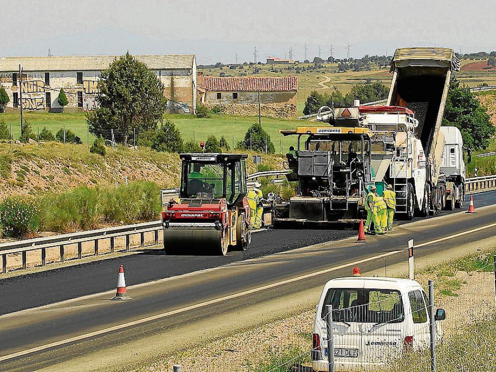 Las obras para mejorar el firme entre Teruel y Sarrión en la foto han comenzado esta semana.