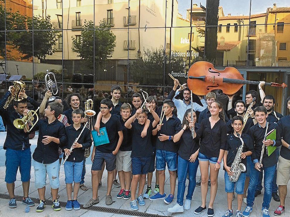 Los jóvenes integrantes de la banda The Ninjazz Mission, que representa el proyecto Jazz for kids.