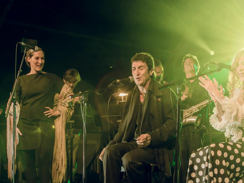 La Orquesta Popular de la Magdalena, sobre el escenario.