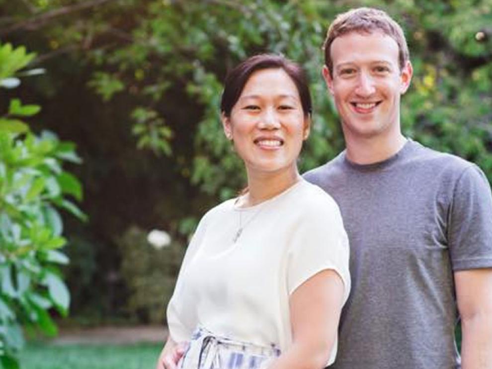Mark Zuckerberg y su esposa