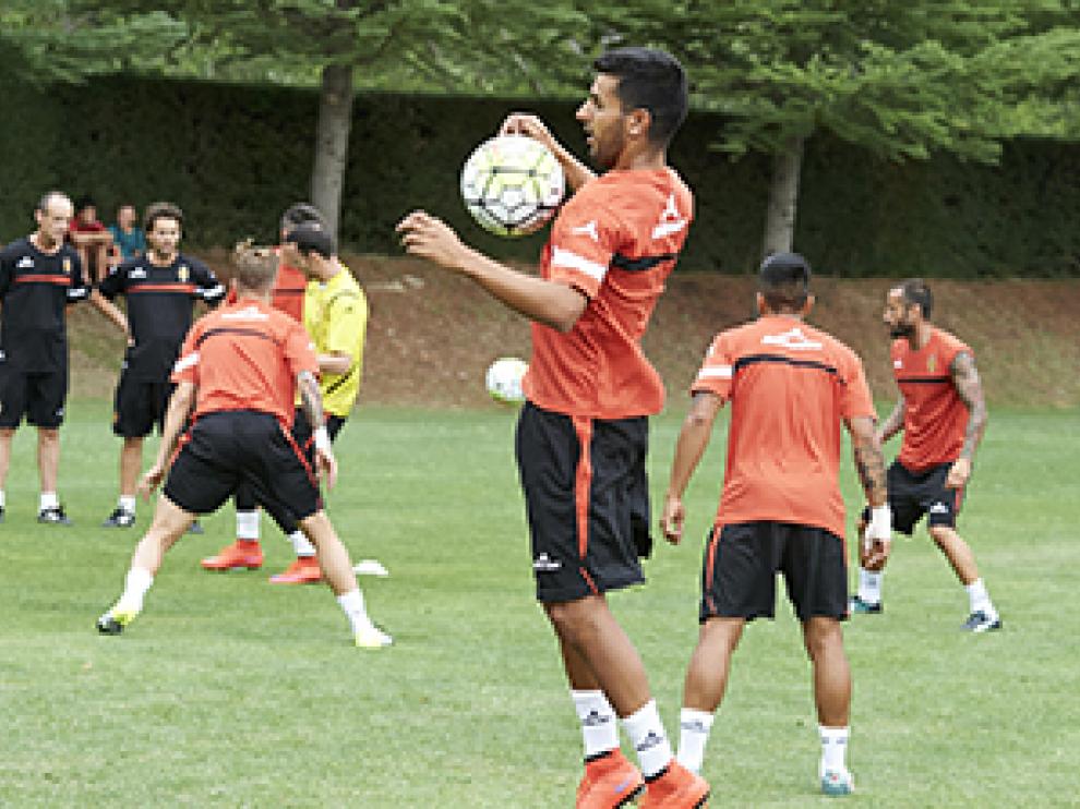Entrenamiento del Real Zaragoza de este martes.