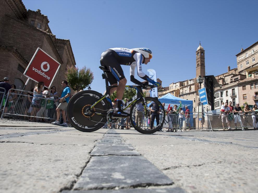 Salida de la Vuelta Ciclista desde Tarazona.