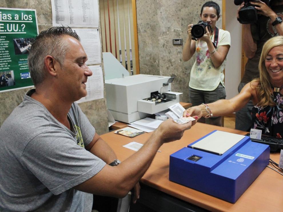 Con el nuevo documento se podrá ir al médico sin tener que presentar la tarjeta médica.