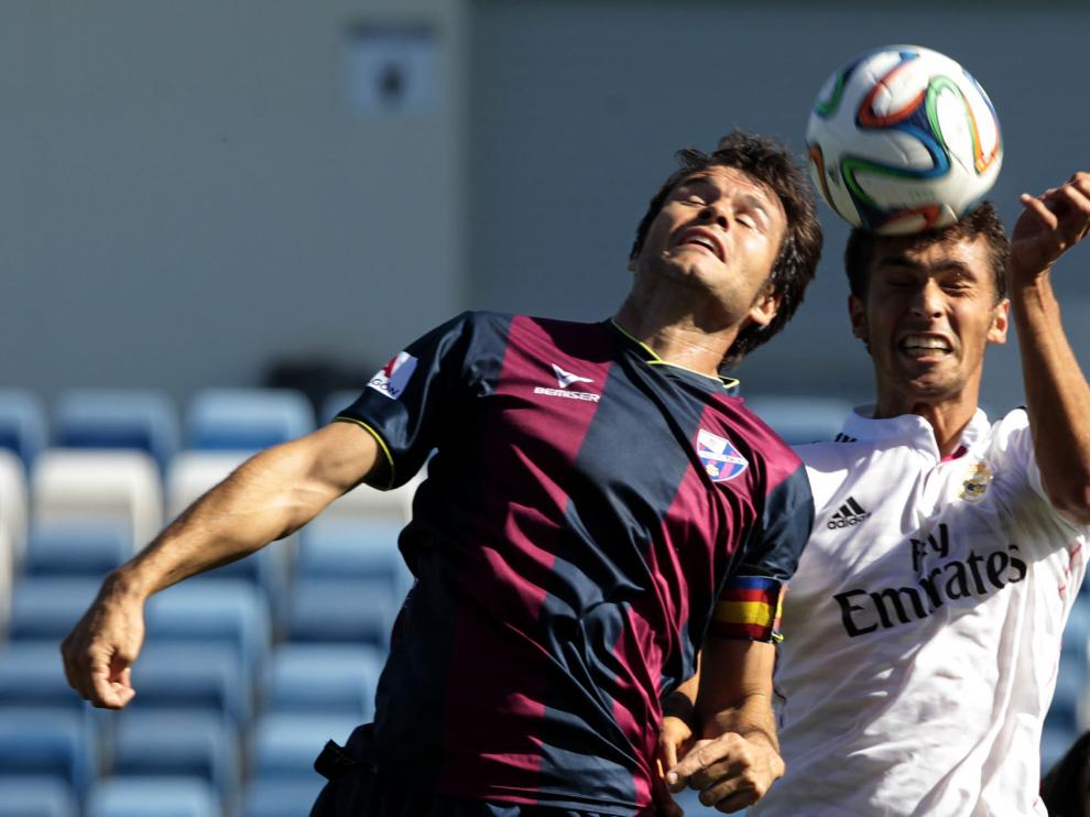 Camacho, la temporada pasada contra el Real Madrid Castilla