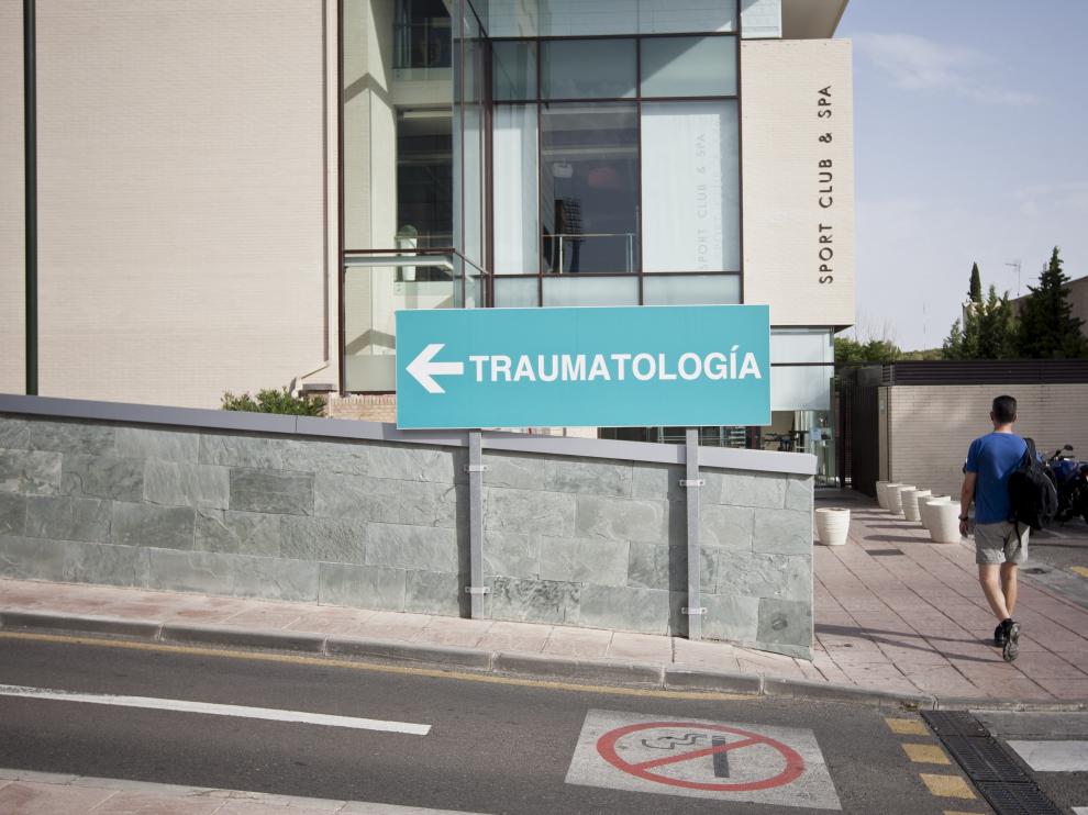 Acceso a Traumatología del Miguel Servet.