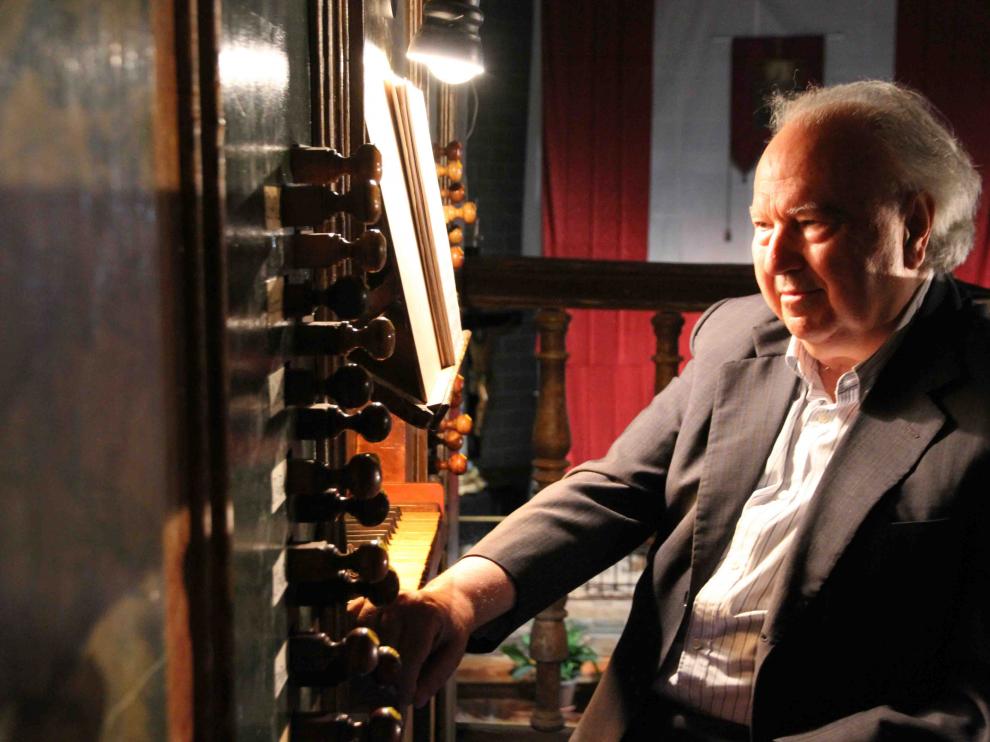 González Uriol, acompañado por el Coro de Cámara del Conservatorio Superior de Música de Aragón, abrirá la programación de conciertos del Cabildo Metropolitano de Zaragoza.