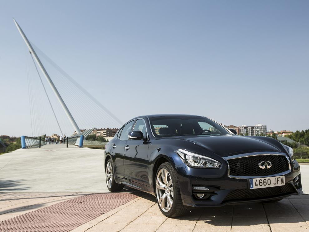 El Infiniti Q70 Sport ofrece una estética diferente, atractiva y elegante.