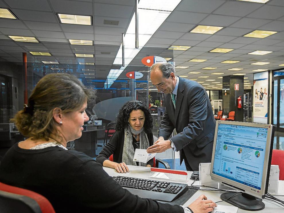 Imagen de una oficina Ibercaja Banco.