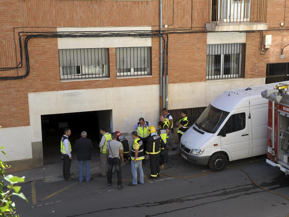 El artefacto hirió al joven y a su padre. Alberto Villalba y su padre, Tomás, limpiaban una cochera de Teruel el 18 de septiembre de 2013 cuando una granada de la Guerra Civil explotó accidentalmente dejándolos malheridos. Los Tedax de la Policía Nacional