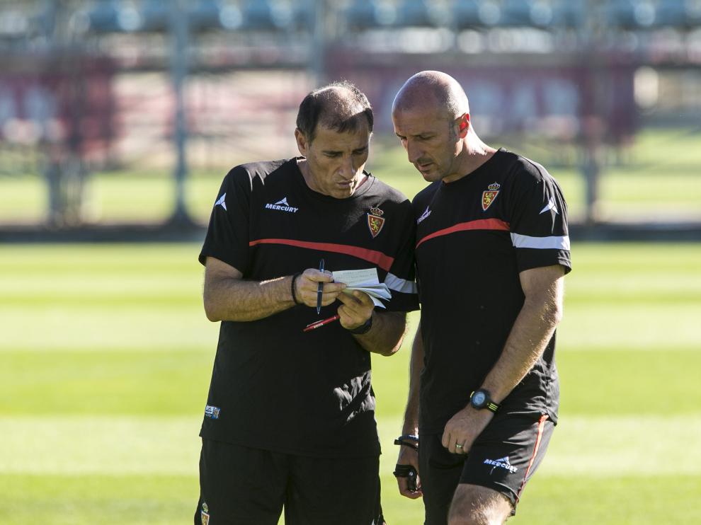 Ranko Popovic, en un entrenamiento junto a Vlado Grujic, su ayudante