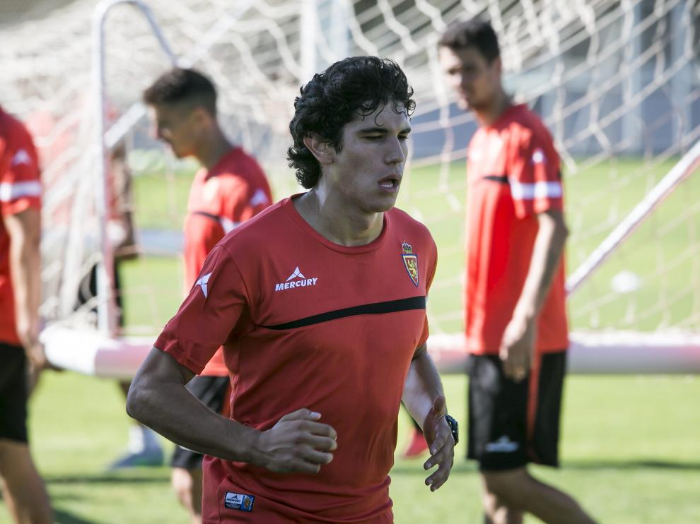 Vallejo, durante un entrenamiento del Real Zaragoza