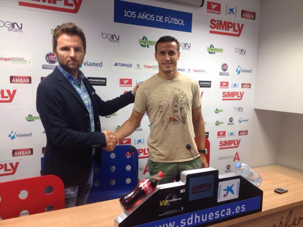 Christian Fernández durante su presentación.