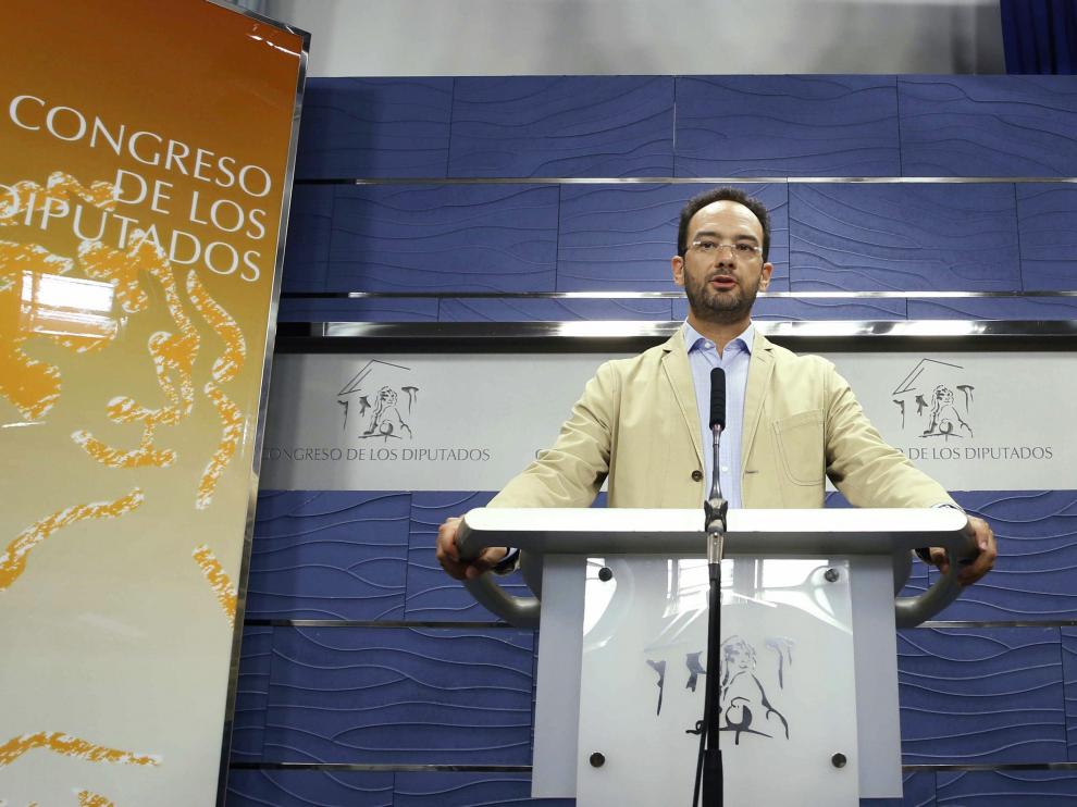 El portavoz del PSOE, Antonio Hernando