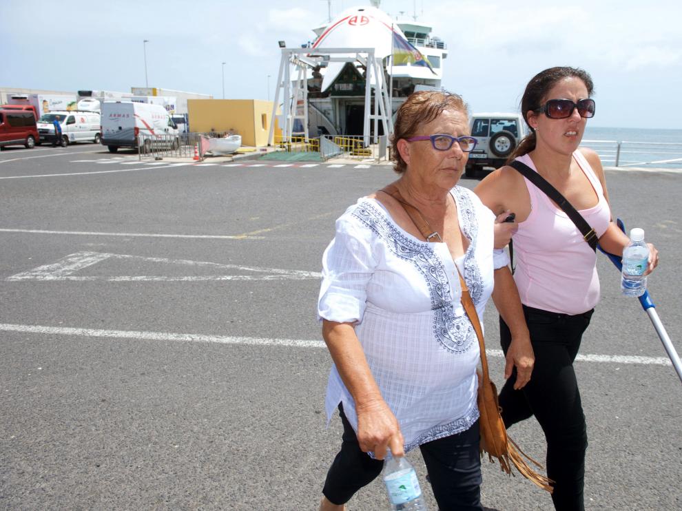Josefa, de 63 años, de la que dependen una hija discapacitada y tres nietos menores de edad.
