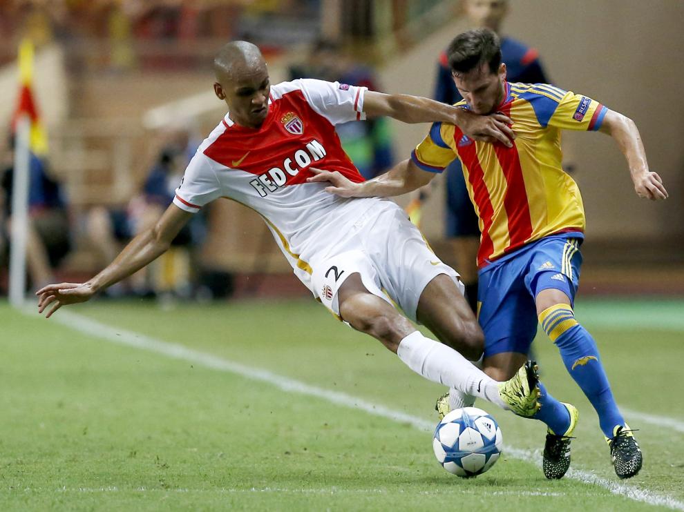 Partido clasificatorio a la Liga de Campeones de la UEFA en el estadio Louis II de Monte Carlo.