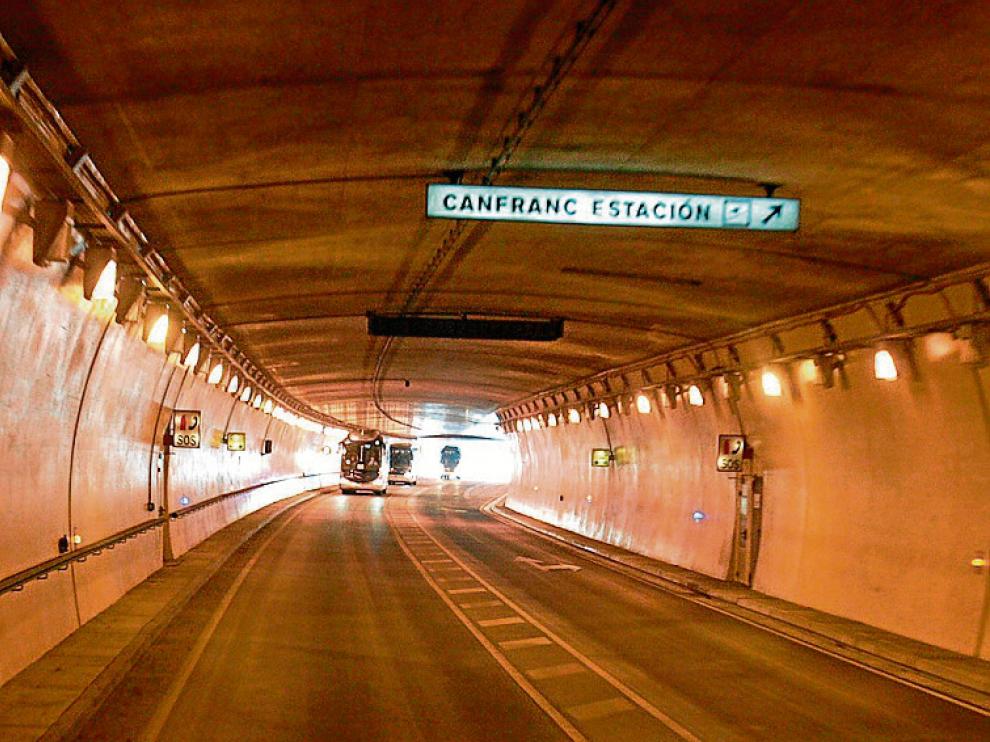 Interior del túnel del Somport, en la parte española.