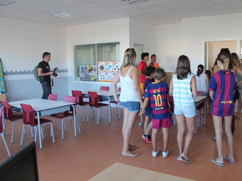Visita guiada al interior del colegio Ánfora.