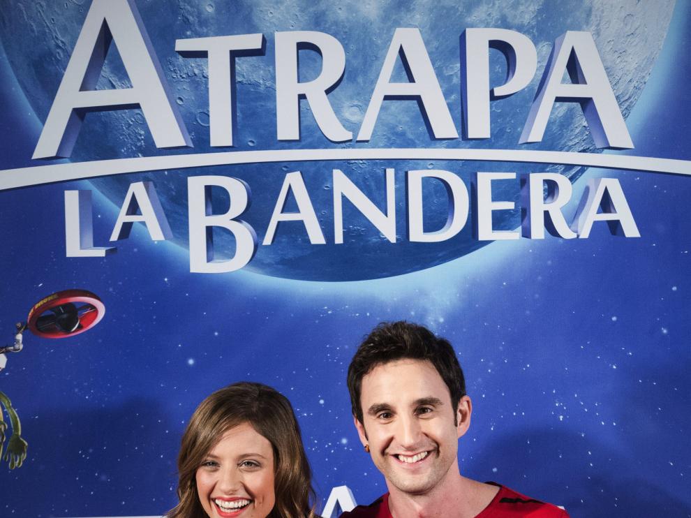 Los actores Michelle Jenner y Dani Rovira, que ponen voz a dos personajes de 'Atrapa la bandera'.