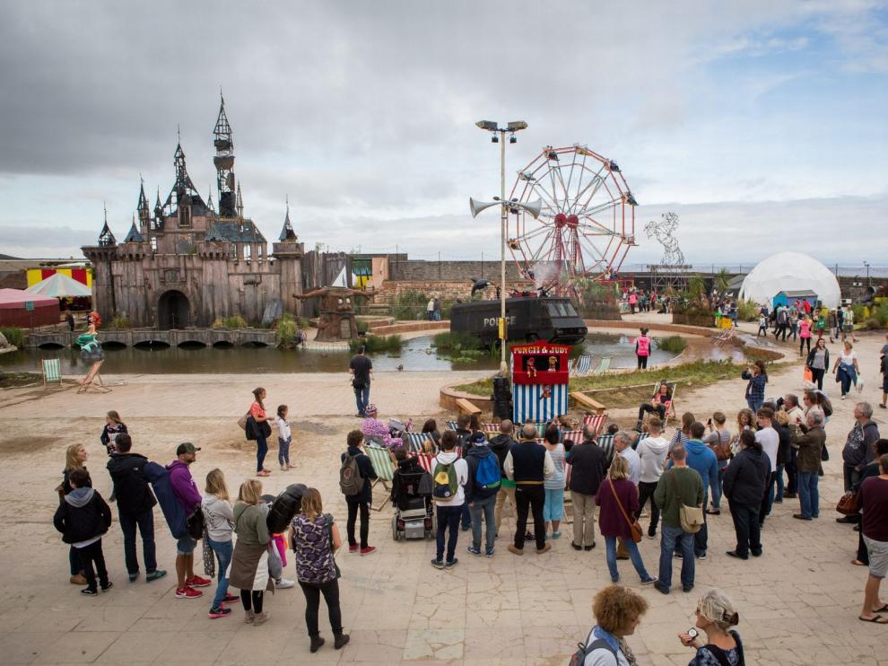 Más de 1.300 euros por una entrada al parque 'Dismaland'
