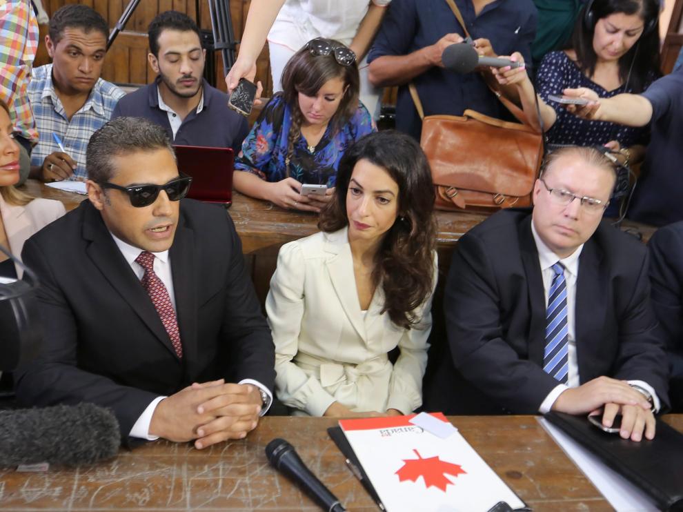 Juicio contra tres periodistas en Egipto