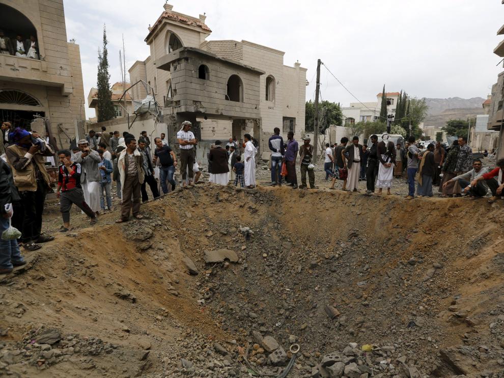 Bombardeo de la coalición árabe en Yemen