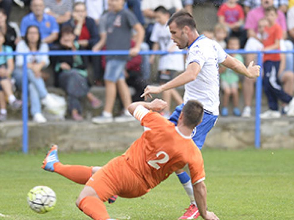 El delantero del Real Zaragoza Alfredo Ortuño.