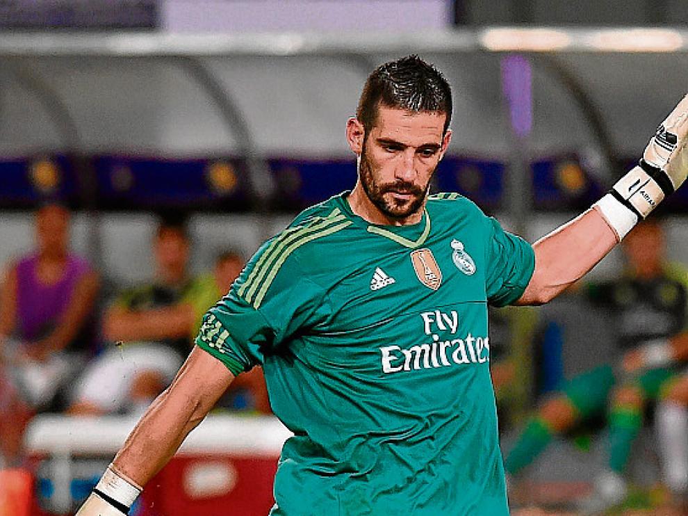 Kiko Casilla.