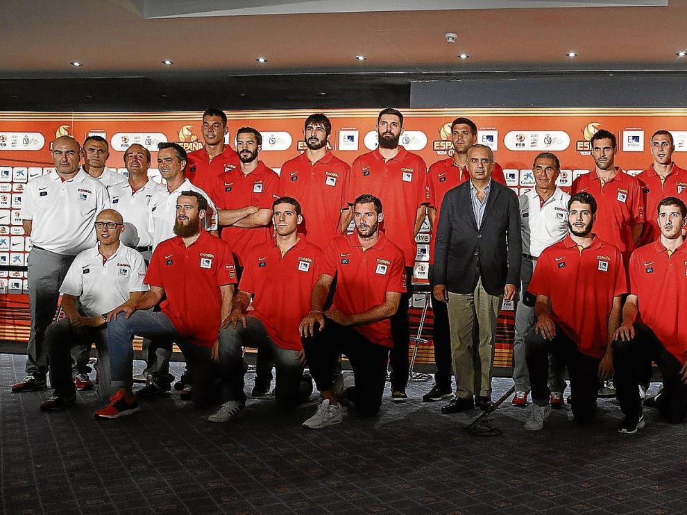 Los elegidos por Scariolo. El equipo español está formado por 16 jugadores, por lo que el técnico deberá realizar cuatro descartes para el Eurobasket.