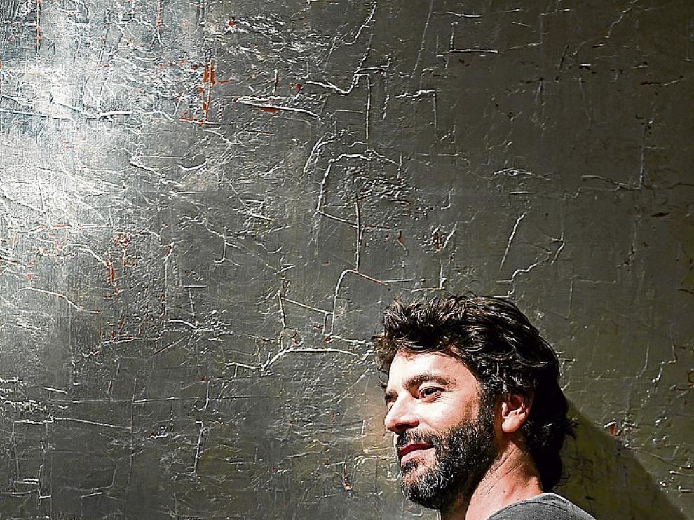 Mucha luz y pocas sombras: Eduardo Noriega.
