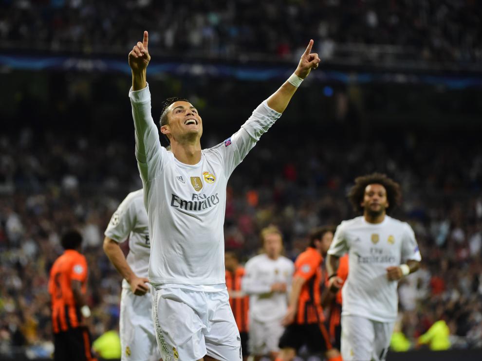 El jugador del Real Madrid Cristiano Ronaldo celebra uno de los goles.