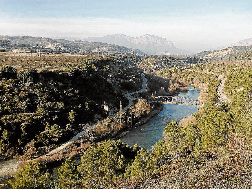 El puente de Santa Eulalia, que quedará bajo las aguas del embalse de Biscarrués.