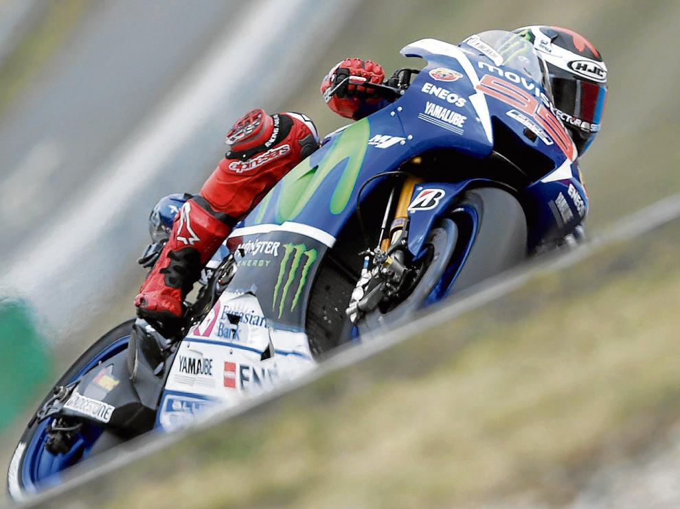 Jorge Lorenzo (Yamaha), en acción ayer en la sesión de clasificación en el circuito de Brno.