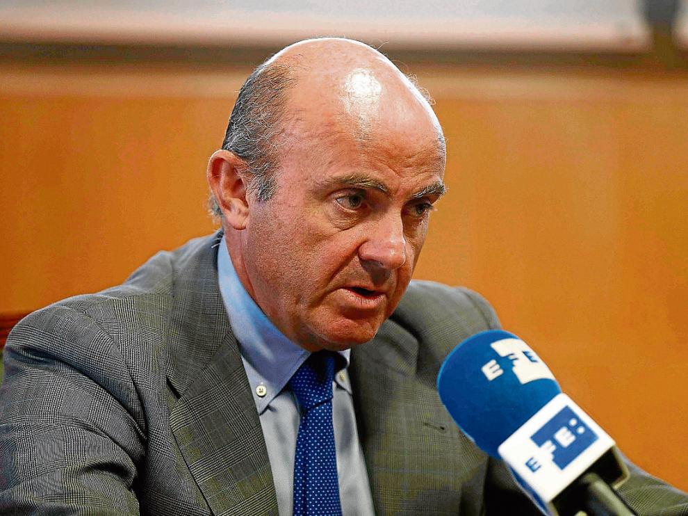 El ministro de Economía, Luis de Guindos, en una entrevista concedida a la agencia Efe.