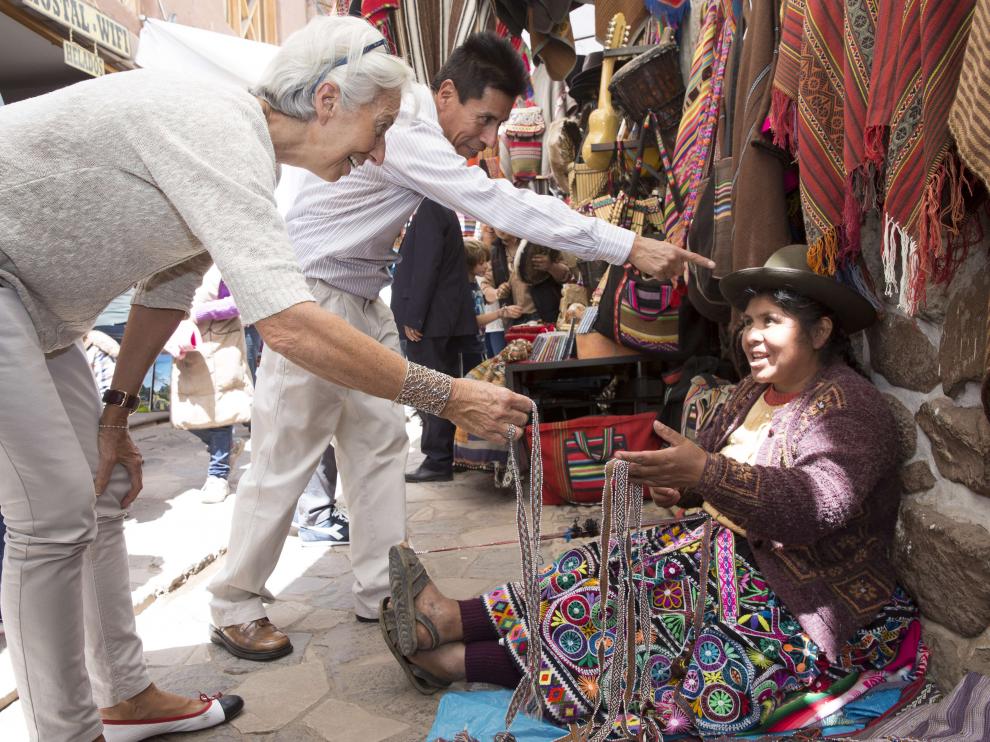 Lagard en el mercado de Pisac.