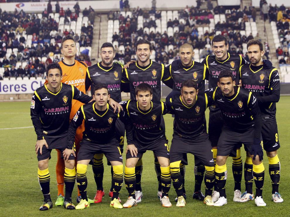 El once inicial del Real Zaragoza en Albacete, en diciembre del año pasado