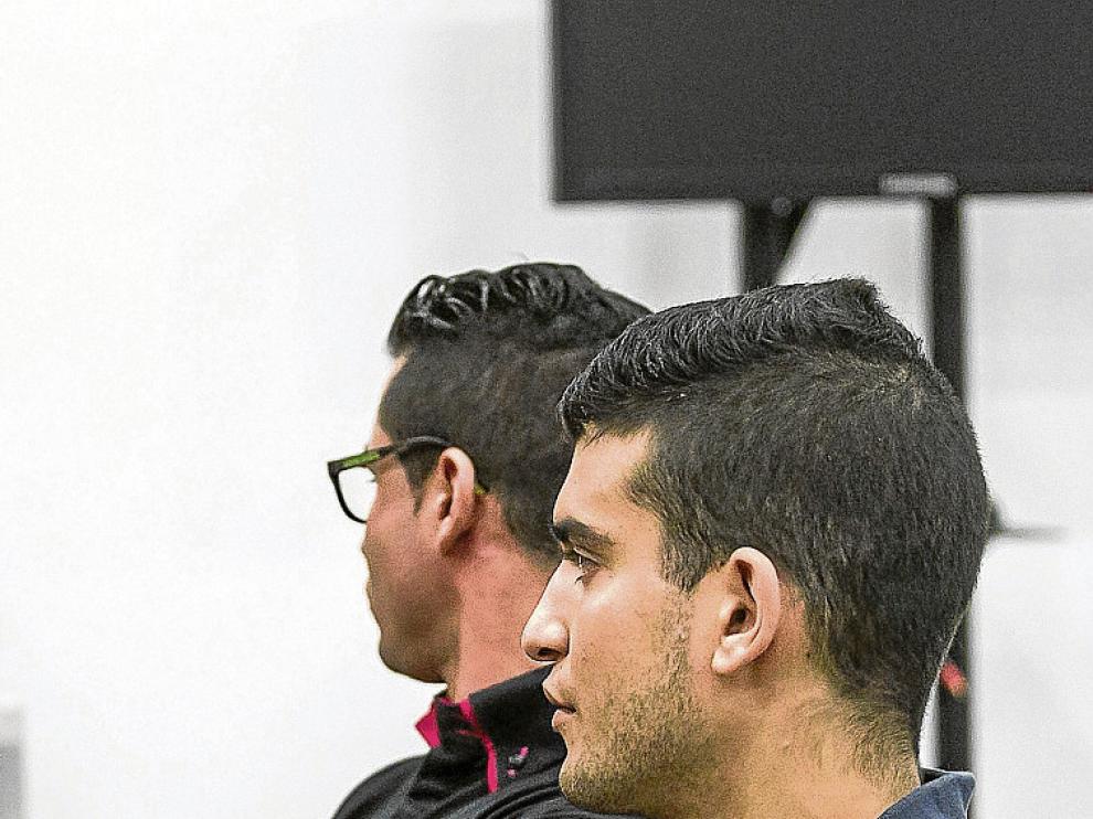 Francisco Rodríguez (en primer plano), junto a José R. Trinidad.