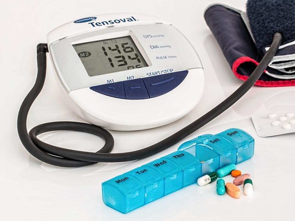 Para detectarla cuanto antes, la SEH-LELHA recomienda a todos los adultos revisarse la presión arterial al menos cada dos años.