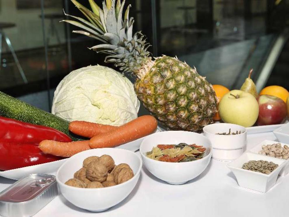 Una alimentación equilibrada es clave para el bienestar digestivo.
