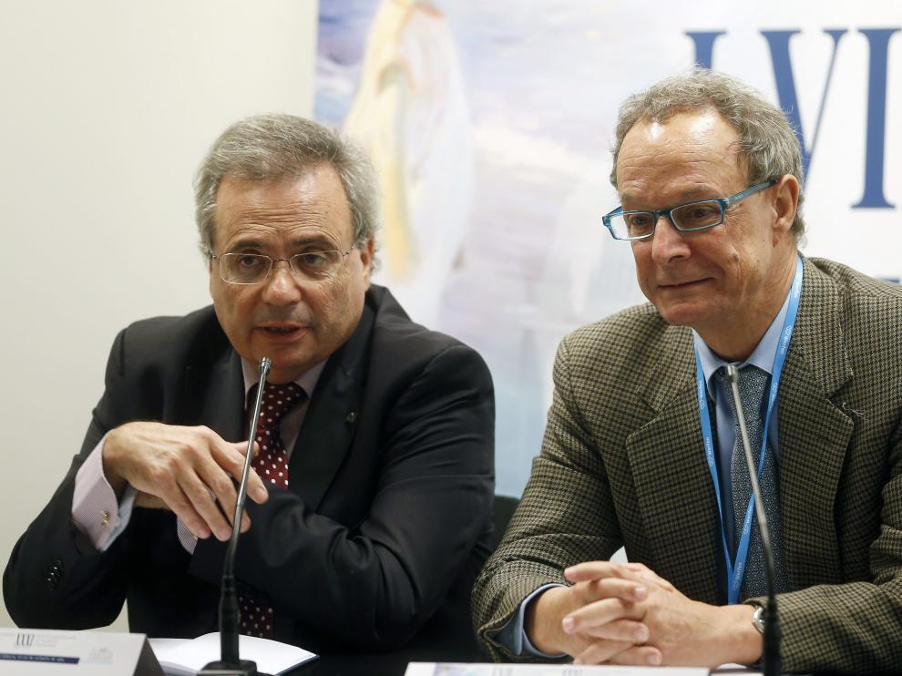 El director de la ONT, Rafael Matesanz, y el presidente de la SEHH, José María Moraleda.