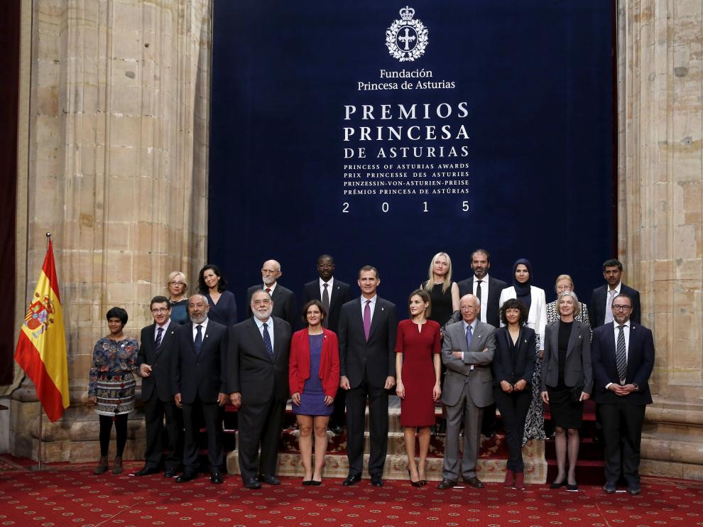 El "talento y compromiso" de los hermanos Gasol estuvo presente en Oviedo