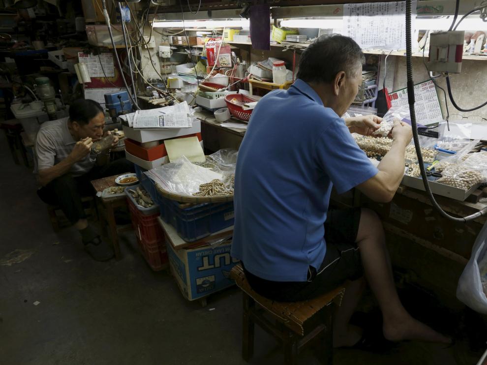 China, la fábrica del mundo, se encomienda al sector servicios